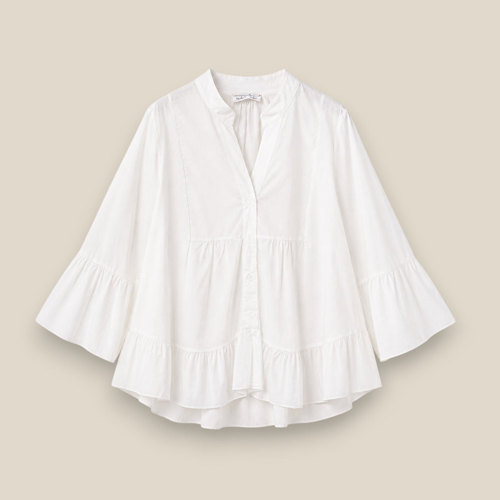 Camisa Julieta con manga semi larga y volante, cuello mao y botones