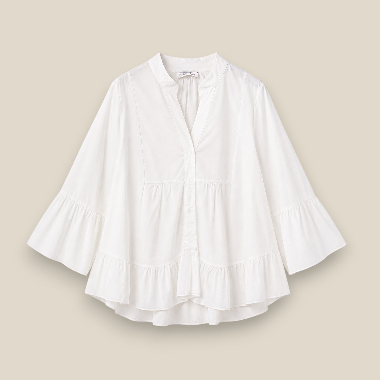 Camisa Julieta con manga semi larga y volante, cuello mao y botones