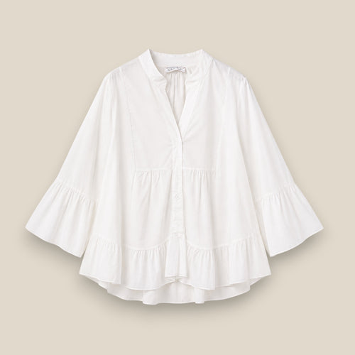 Camisa Julieta con manga semi larga y volante, cuello mao y botones