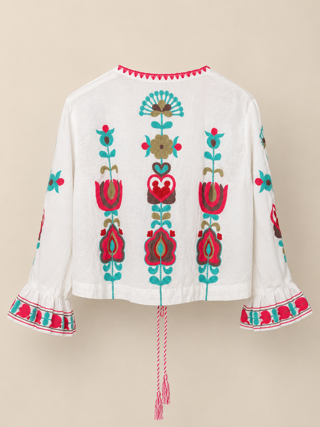 Chaqueta 100% algodón  procedente de la india con bordados parte de la espalda