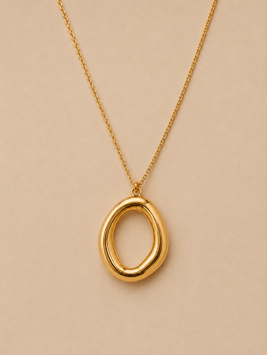 Collar Nara de acero inoxidable bañado en oro 18K
