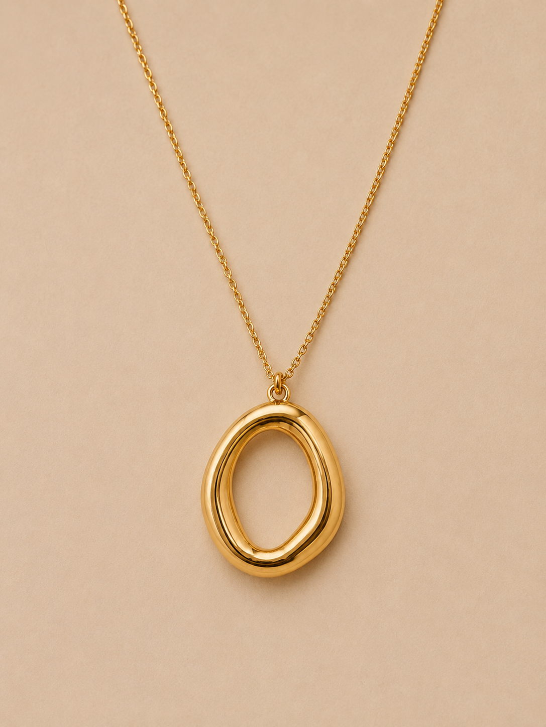 Collar Nara de acero inoxidable bañado en oro 18K