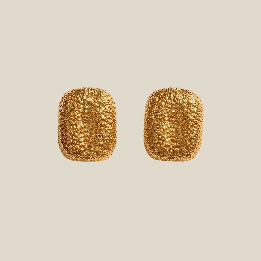 Pendientes cuadrados con textura bañados en oro 18k sobre acero inoxidable, diseño urban moderno