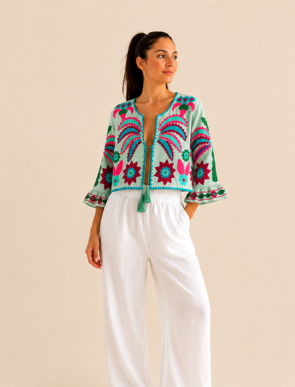 modelo con blusa chaqueta 100% algodón de la india artesanal.